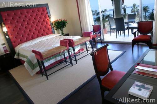 Hotel Majestic Barriere 12
